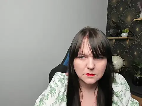 ClaraSoftXo online show from July 6, 2026, 5:47 am