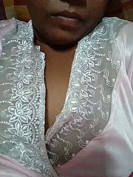 senlata46938 online show from July 17, 2026, 6:32 am