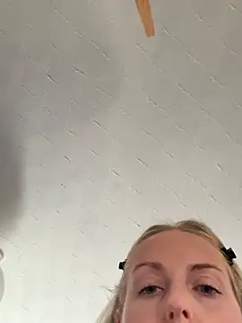 SexySophiex online show from July 25, 2026, 6:25 pm