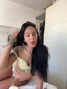 Lucy-White-69 online show from July 3, 2026, 12:33 pm