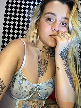 kaia-velvet online show from July 7, 2026, 7:23 am
