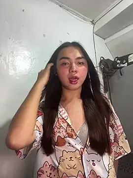 EtherealRae online show from July 10, 2026, 7:25 pm