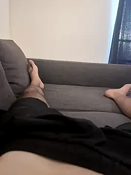 Frenchcumxxx online show from July 5, 2026, 6:59 pm