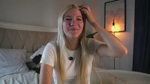 CammyYoula online show from July 13, 2026, 1:27 am