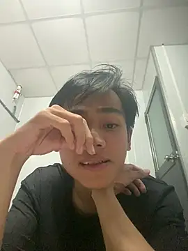 Snapshot of Shin210 chatting on July 11, 2026, 1:55 pm Shin210 online show from July 11, 2026, 1:55 pm