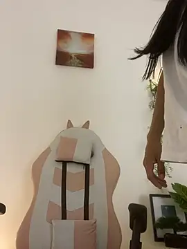 Sophiee russo online show from July 9, 2026, 1:54 pm