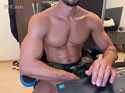 Snapshot of MisterLuxbr chatting on July 9, 2026, 2:56 am MisterLuxbr online show from July 9, 2026, 2:56 am