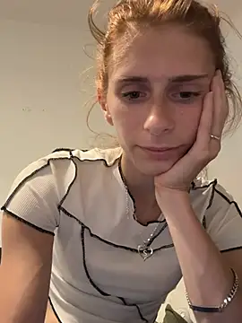 Luisawilliam online show from July 16, 2026, 10:40 pm