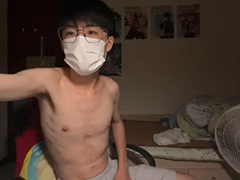 hikarulnynln online show from July 11, 2026, 3:12 pm
