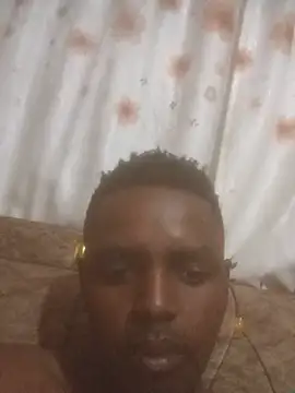 Snapshot of Toti_001 chatting on July 23, 2026, 8:27 pm Toti 001 online show from July 23, 2026, 8:27 pm