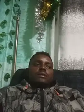 Snapshot of Toti_001 chatting on July 11, 2026, 5:24 pm Toti 001 online show from July 11, 2026, 5:24 pm