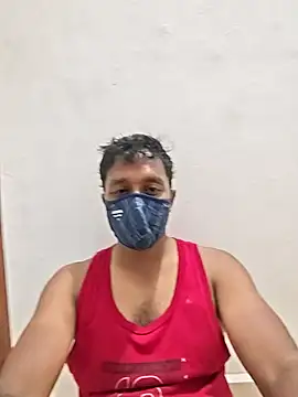 Nilanlove online show from July 14, 2026, 4:13 pm