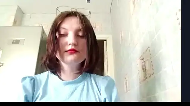 Snapshot of KimberlieNeiford chatting on July 13, 2026, 8:35 am KimberlieNeiford online show from July 13, 2026, 8:35 am