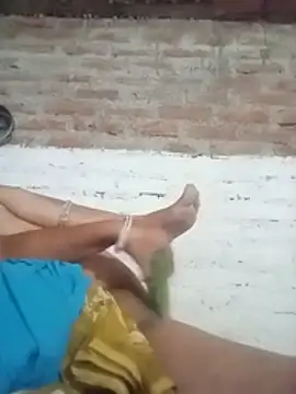 Indiansexycouple1 online show from July 14, 2026, 7:13 am
