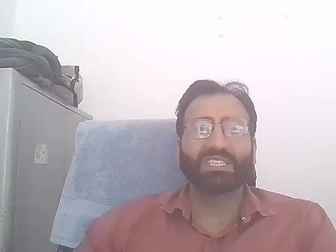 Dadybig01 online show from July 14, 2026, 5:34 am