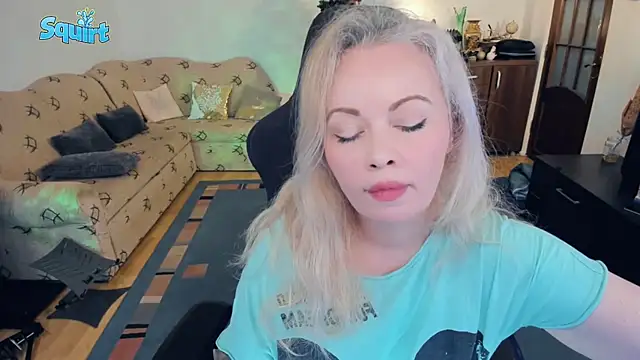 WhitneyLynn online show from March 14, 2025, 11:22 pm