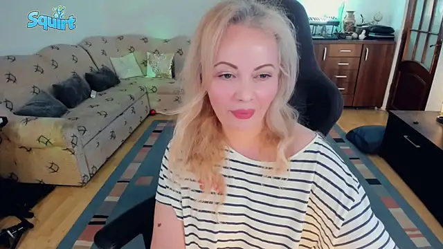 WhitneyLynn online show from March 5, 2025, 7:49 pm