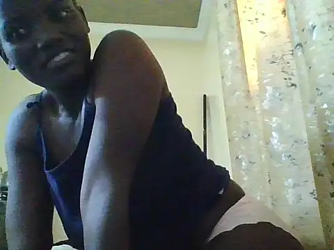 Snapshot of chariebaby chatting on July 18, 2026, 9:40 am chariebaby online show from July 18, 2026, 9:40 am