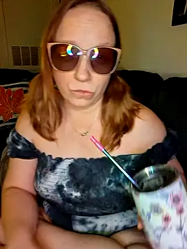 Snapshot of XxMs_StarzxX chatting on November 27, 2025, 5:41 am XxMs StarzxX online show from November 27, 2025, 5:41 am