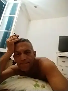 Snapshot of ilmisteroneragazzato chatting on August 4, 2026, 4:22 pm ilmisteroneragazzato online show from August 4, 2026, 4:22 pm