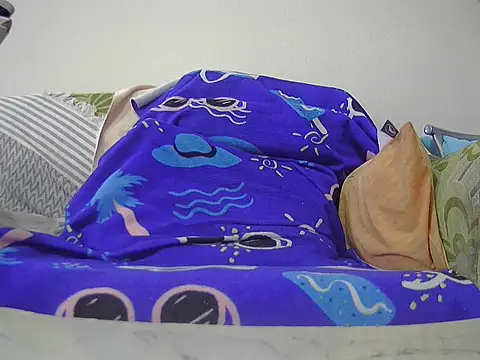 Snapshot of hakanbeyzade chatting on January 26, 2025, 2:19 pm hakanbeyzade online show from January 26, 2025, 2:19 pm