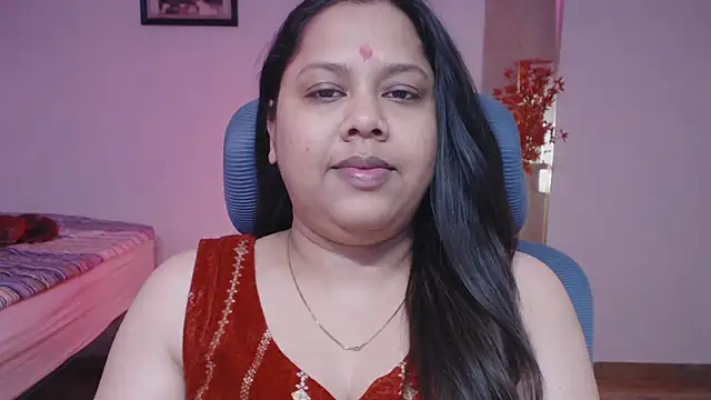 Snapshot of Varsha-ji7653 chatting on July 18, 2026, 7:28 am Varsha-ji7653 online show from July 18, 2026, 7:28 am