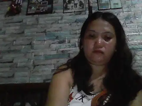 Lunasky05 online show from July 26, 2026, 12:45 pm