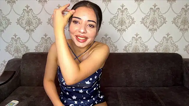 Snapshot of BellaCorvina chatting on July 21, 2026, 5:42 am BellaCorvina online show from July 21, 2026, 5:42 am