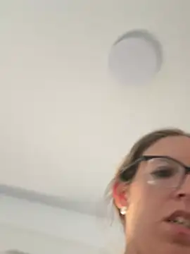 Snapshot of Nayra_Foxx chatting on July 20, 2026, 3:03 pm Nayra Foxx online show from July 20, 2026, 3:03 pm