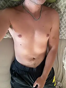 Snapshot of Lucas_Macdick chatting on July 21, 2026, 6:04 am Lucas Macdick online show from July 21, 2026, 6:04 am