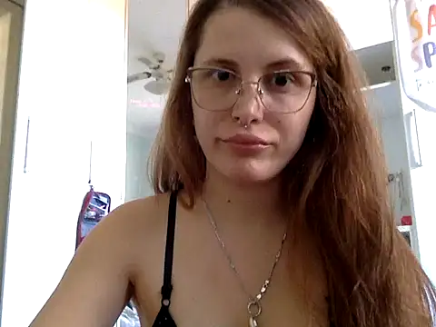 Bella-Lopezz online show from July 23, 2026, 2:46 pm