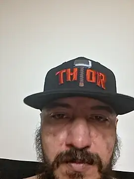 Snapshot of Alpha_wolf35 chatting on July 21, 2026, 4:58 am Alpha wolf35 online show from July 21, 2026, 4:58 am