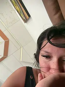 Snapshot of tublanquitaxxx chatting on July 21, 2026, 4:08 pm tublanquitaxxx online show from July 21, 2026, 4:08 pm
