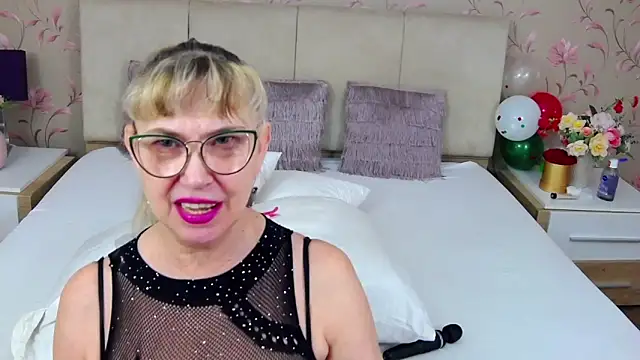 MatureMariah online show from January 11, 2025, 10:51 pm