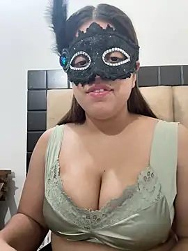 yourannie0 online show from July 23, 2026, 3:52 pm