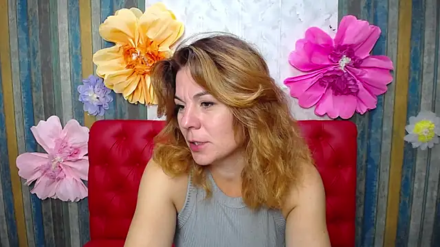 Snapshot of ZheniaNikrasova chatting on July 24, 2026, 5:03 am ZheniaNikrasova online show from July 24, 2026, 5:03 am