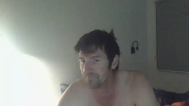 Snapshot of excalibur8787 chatting on August 5, 2026, 2:33 pm excalibur8787 online show from August 5, 2026, 2:33 pm