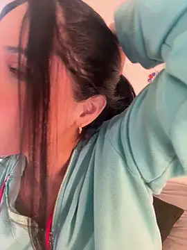 Snapshot of IvyValentine chatting on October 31, 2025, 7:54 pm IvyValentine online show from October 31, 2025, 7:54 pm