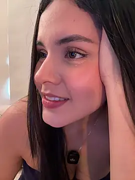 Snapshot of IvyValentine chatting on June 4, 2026, 8:13 pm IvyValentine online show from June 4, 2026, 8:13 pm