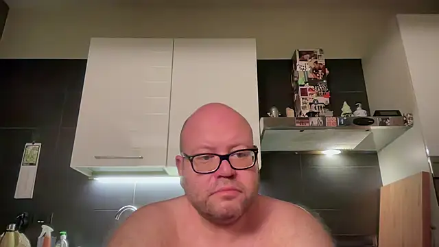 theitalianbear online show from May 28, 2026, 2:19 am