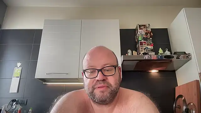 theitalianbear online show from May 14, 2026, 7:16 am