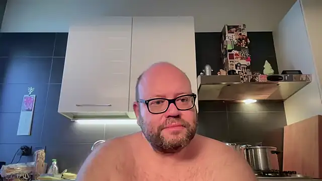 theitalianbear online show from April 14, 2026, 4:50 am