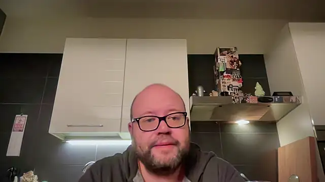 theitalianbear online show from February 13, 2026, 8:53 pm