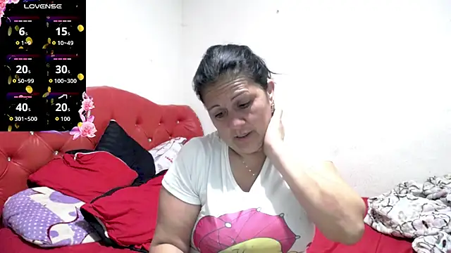 sexy jhoan88 online show from May 15, 2026, 11:36 pm