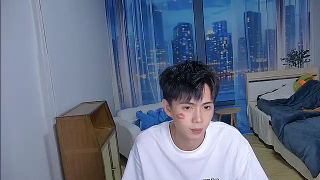 Snapshot of xiaoyang-FF chatting on July 30, 2026, 5:12 pm xiaoyang-FF online show from July 30, 2026, 5:12 pm