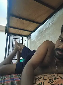 Snapshot of Vijayanbigc chatting on August 1, 2026, 6:17 pm Vijayanbigc online show from August 1, 2026, 6:17 pm