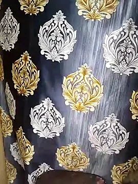 Sexy bhabhi Divya online show from August 5, 2026, 6:13 pm