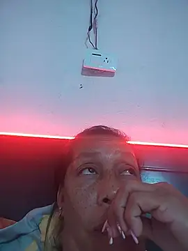 Snapshot of Bella-Milf_ chatting on August 5, 2026, 9:20 pm Bella-Milf online show from August 5, 2026, 9:20 pm