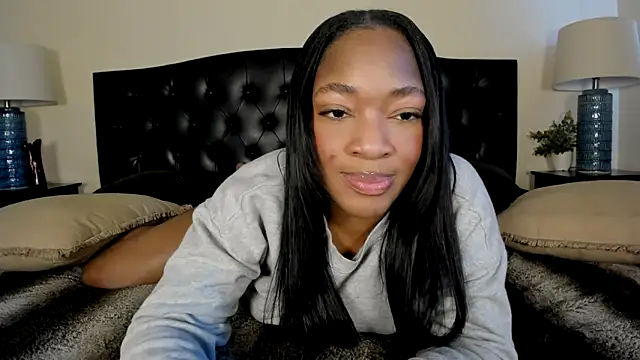 nicolesolace online show from March 14, 2026, 8:59 pm