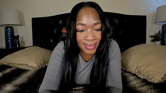 nicolesolace online show from March 20, 2026, 9:05 pm